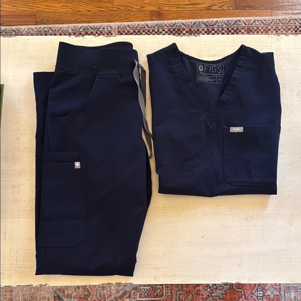Figs Navy Blue Scrub Set